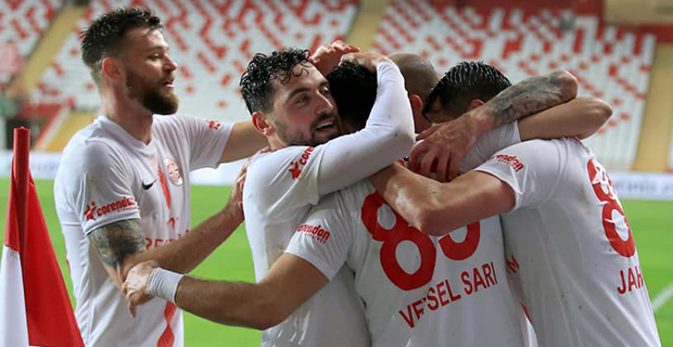 Sivasspor Antalya'da Yaralı..! (1-0)