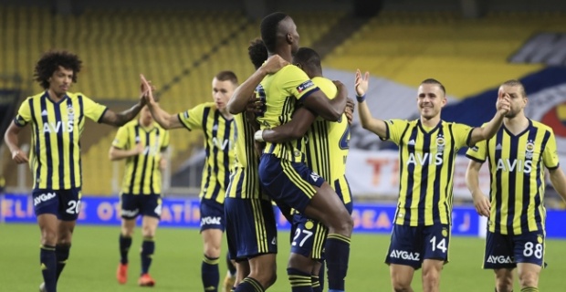 Fenerbahçe Zirve Takibini Sürdürdü..! (3-0)