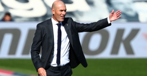Zidane, Ronaldo Transferine Açık Kapı Bıraktı..!