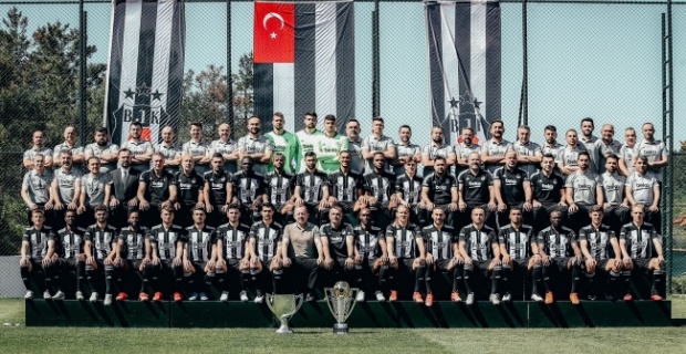 Beşiktaş'tan Çifte Kupalı Paylaşım..!