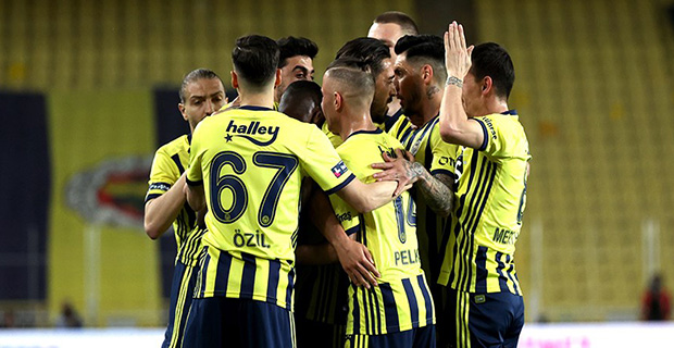 Fenerbahçe Avrupa Ligi'ne mi Gidecek, Konferans Ligi'ne mi?