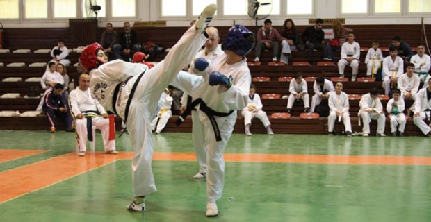Taekwondocular 19 Mayıs Anısına Yarıştı..!