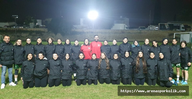 Gençlik Gücü Kadın Futbol Takımı sahaya indi