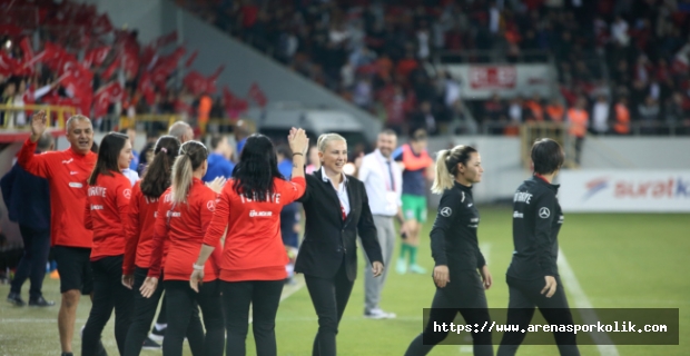 Kıragası; "Bugün Kadın Futbolu Adına Bir Tarih Yazıldı"