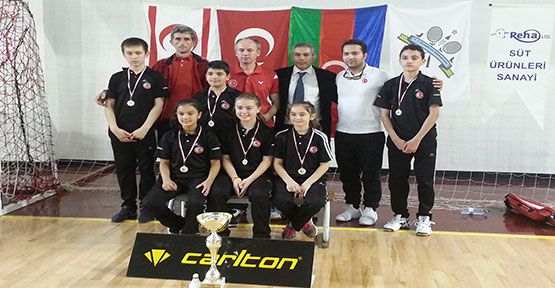 Badminton'da Şampiyon Türkiye..!