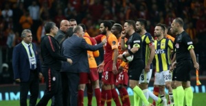 Galatasaray ve Fenerbahçe'ye Ağır Cezalar..!