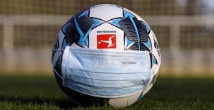 Bundesliga'da Maske ile Sahaya Çıkma Fikri..!