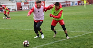 Sancaktepe FK Antrenmanları Durdurdu..! Sivri'nin Test Sonucu Çıktı..!