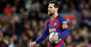 Messi Barcelona Yönetimini Yine Eleştirdi..!