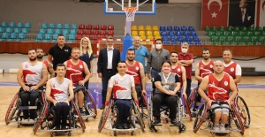 Tekerlekli Basketbol Takımına Erhürman'dan Ziyaret..!