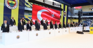 Fenerbahçe'de Yönetim Kurulu İbra Edildi..!