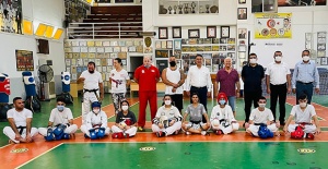 Başbakandan Taekwondoculara Bayram Ziyareti..!