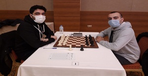 Satranç Şampiyonu Fm Hüseyin Can Ağdelen..!