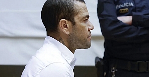 Dani Alves'e 4 Yıl 6 Ay Hapis Cezası..!