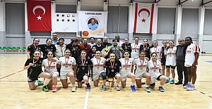 Kadınlarda Ertan Azer Kupası Levent’in..!